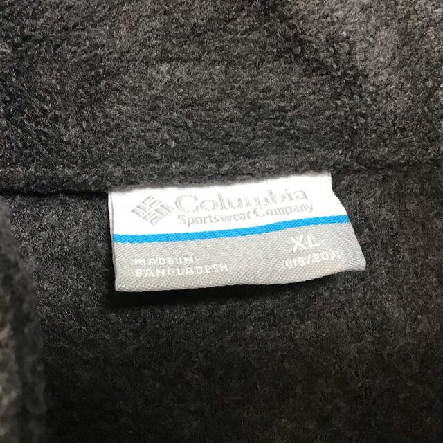 Columbia(コロンビア)のColumbia コロンビア　フリース　ジップアップ　XL キャンプ　アウトドア メンズのジャケット/アウター(ブルゾン)の商品写真