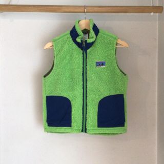 パタゴニア(patagonia)のパタゴニア　キッズ　フリースベスト　M(ジャケット/上着)