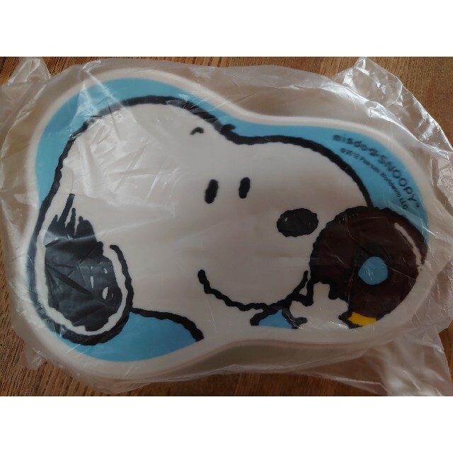 SNOOPY(スヌーピー)のミスタードーナツ　スヌーピーランチパックセット エンタメ/ホビーのおもちゃ/ぬいぐるみ(キャラクターグッズ)の商品写真