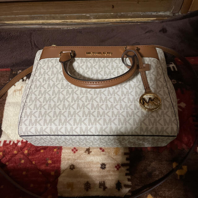 Michael Kors(マイケルコース)の✨最終値下げ✨マイケルコース  ショルダーバッグ レディースのバッグ(ショルダーバッグ)の商品写真