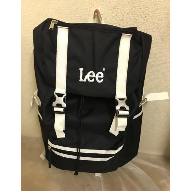 Lee(リー)のLeeリュックmillion デイパック320-4800 ¥7900→¥2990 レディースのバッグ(リュック/バックパック)の商品写真