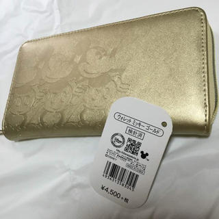 ディズニー(Disney)の美品 ミッキー 型押し ゴールド 長財布(財布)