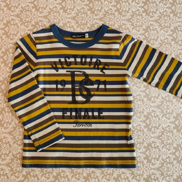 BeBe(ベベ)の【専用】☆べべ☆　ロンT　100 キッズ/ベビー/マタニティのキッズ服男の子用(90cm~)(Tシャツ/カットソー)の商品写真