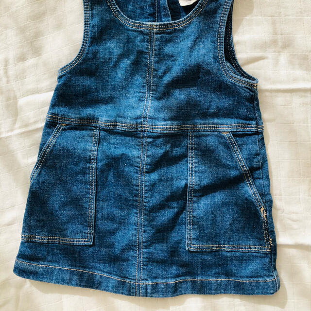 GAP(ギャップ)のGAP 80cm ギャップ　デニム　12-18month ジャンパースカート キッズ/ベビー/マタニティのベビー服(~85cm)(ロンパース)の商品写真