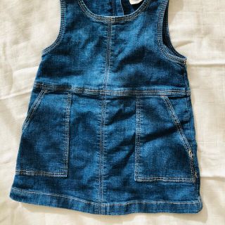 ギャップ(GAP)のGAP 80cm ギャップ　デニム　12-18month ジャンパースカート(ロンパース)