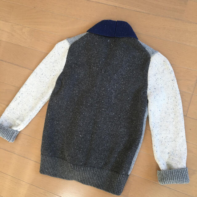 GAP Kids(ギャップキッズ)のGAP 120センチカーディガン☆☆ キッズ/ベビー/マタニティのキッズ服男の子用(90cm~)(カーディガン)の商品写真