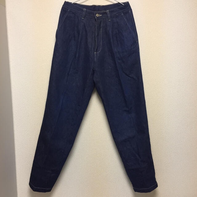 1LDK SELECT(ワンエルディーケーセレクト)のe.tautz CORE PLEATED JEANS メンズのパンツ(デニム/ジーンズ)の商品写真