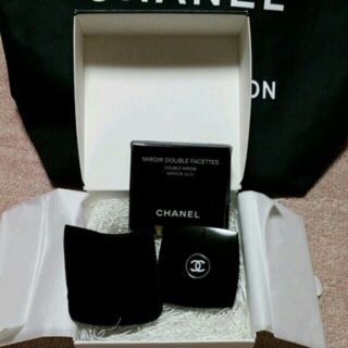 シャネル(CHANEL)のシャネル新品未使用みミロワールドゥーブル💖(その他)