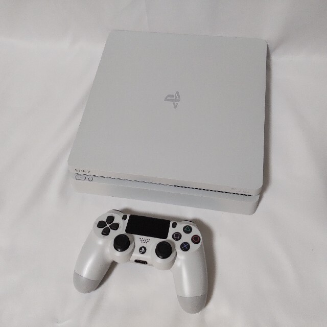 PlayStation4(プレイステーション4)のPS4 グレイシャーホワイト 薄型 CUH-2100A500GB 美品 エンタメ/ホビーのゲームソフト/ゲーム機本体(家庭用ゲーム機本体)の商品写真