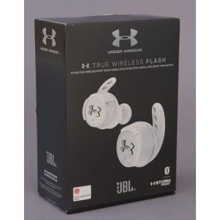 アンダーアーマー(UNDER ARMOUR)の未使用♡アンダーアーマー ワイヤレスイヤホン 白 JBL×UNDERARMOUR(ヘッドフォン/イヤフォン)