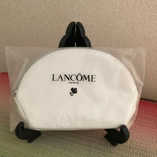 ランコム(LANCOME)のランコム新品未開封ミニポーチホワイト（ノベルティ）(ポーチ)