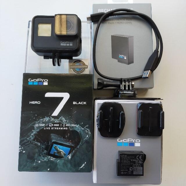 GoPro(ゴープロ)のGoPro HERO7 BLACK ゴープロ スペアバッテリー付 スマホ/家電/カメラのカメラ(ビデオカメラ)の商品写真