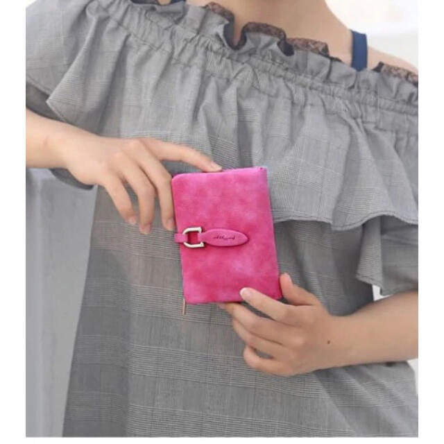 [値下]新品★ミニ財布 ピンク ミニウォレット★小さいバッグ必須★写真も入る★ レディースのファッション小物(財布)の商品写真