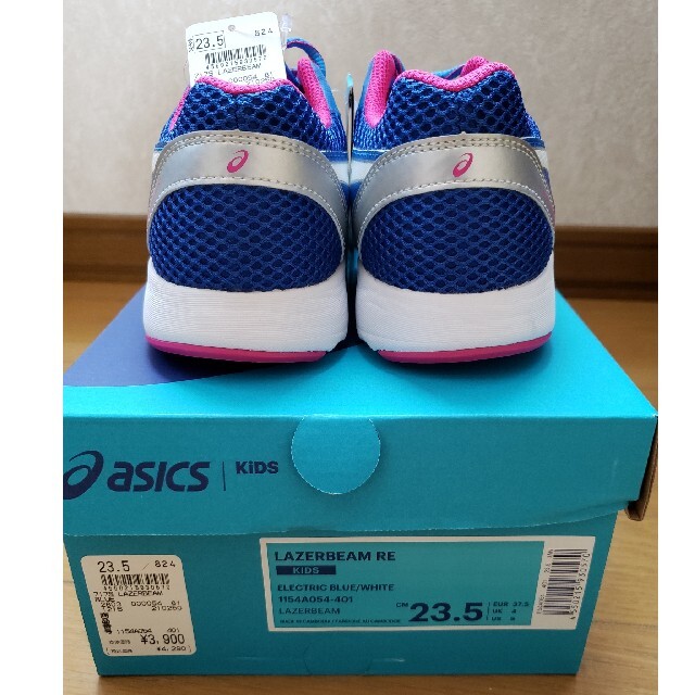 asics(アシックス)のアシックス ASICS スニーカー 23.5cm ランニングシューズ キッズ/ベビー/マタニティのキッズ靴/シューズ(15cm~)(スニーカー)の商品写真