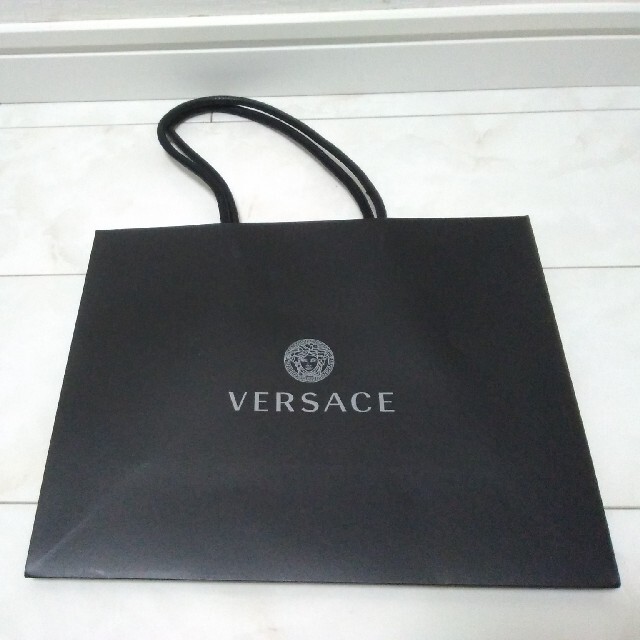 VERSACE(ヴェルサーチ)のヴェルサーチ　ショッパー レディースのバッグ(ショップ袋)の商品写真