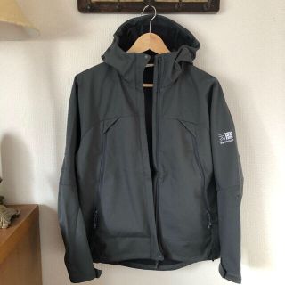 カリマー(karrimor)の【美品】カリマーKarrimor/ソフトシェル/レディス/フーディ/グレー(登山用品)