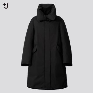 ユニクロ(UNIQLO)の【新品・タグ付】ユニクロ+J ハイブリッドダウンコート Sサイズ　Black (ダウンコート)