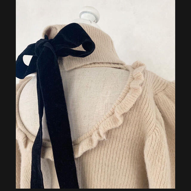 &lottie  back ribbon puff sleeve knit  レディースのトップス(ニット/セーター)の商品写真