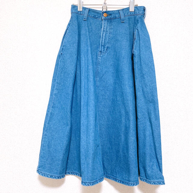 Wrangler(ラングラー)の【Wrangler】FLARE SKIRT ネイビー　ブルー　デニム レディースのスカート(ひざ丈スカート)の商品写真