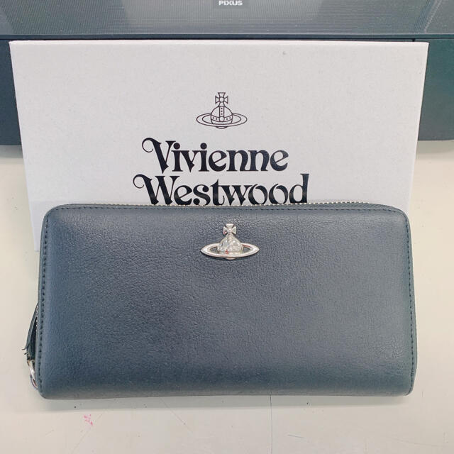 Vivienne Westwood(ヴィヴィアンウエストウッド)のVivienne Westwood  ヴィヴィアン　財布　黒色　シルバー レディースのファッション小物(財布)の商品写真