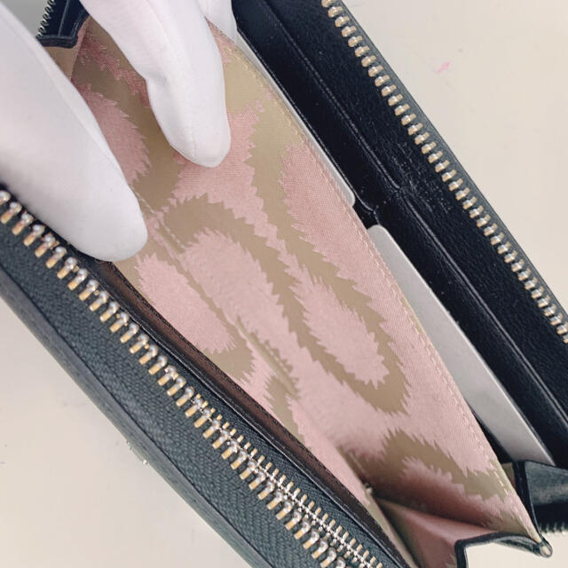 Vivienne Westwood(ヴィヴィアンウエストウッド)のVivienne Westwood  ヴィヴィアン　財布　黒色　シルバー レディースのファッション小物(財布)の商品写真