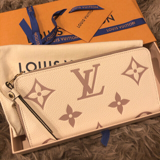 LOUIS VUITTON - ルイヴィトン ジッピーウォレット 完売品の通販 by