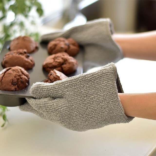 【新品】オーブンミトン 鍋つかみ 軍手 手袋 パン作り お菓子作り キッチン雑貨 インテリア/住まい/日用品のキッチン/食器(調理道具/製菓道具)の商品写真