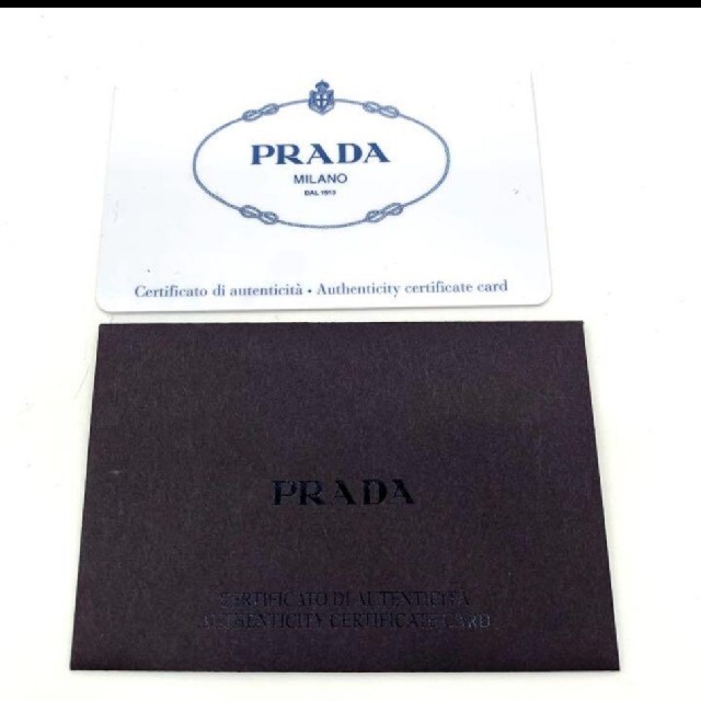 鑑定済！正規品✨PRADA プラダ 折り財布 サフィアーノ ブラック