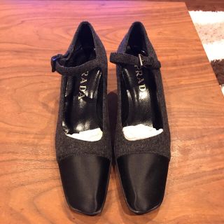 プラダ(PRADA)の新品未使用　正規品　プラダ　パンプス2447 サイズ３5     箱、保存袋付き(ハイヒール/パンプス)