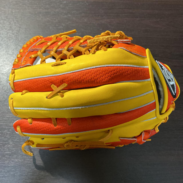 Louisville Slugger(ルイスビルスラッガー)のグローブ 硬式用 ルイスビルスラッガー 外野手用 新品未使用 タグ付き 野球 スポーツ/アウトドアの野球(グローブ)の商品写真