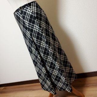 バーバリー(BURBERRY)の☆美品☆BURBERRY　ロングスカート(ロングスカート)