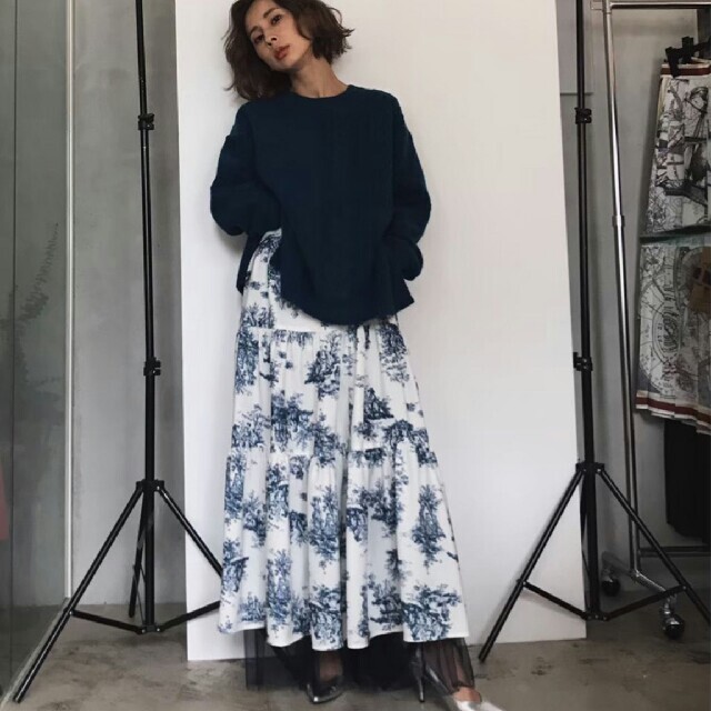 Ameri VINTAGE(アメリヴィンテージ)の新品タグつき AVA TULLE DOCKING SKIRT Sサイズ レディースのスカート(ロングスカート)の商品写真