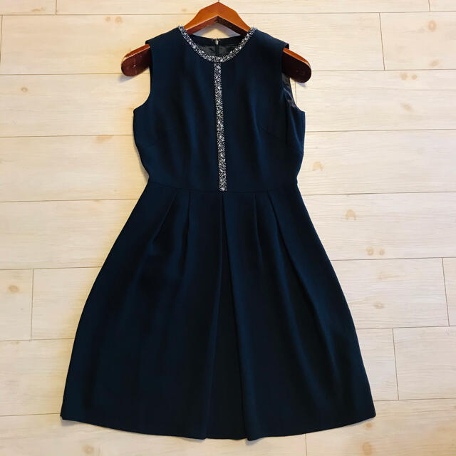 新品☆ANAYI ノーカラービジューワンピース/セオリー、セルフォード