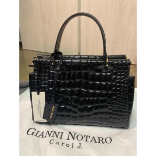 ノーブル(Noble)の【GIANNI NOTARO】クロコ型押し　バッグ(ブラック)新品未使用品(ハンドバッグ)