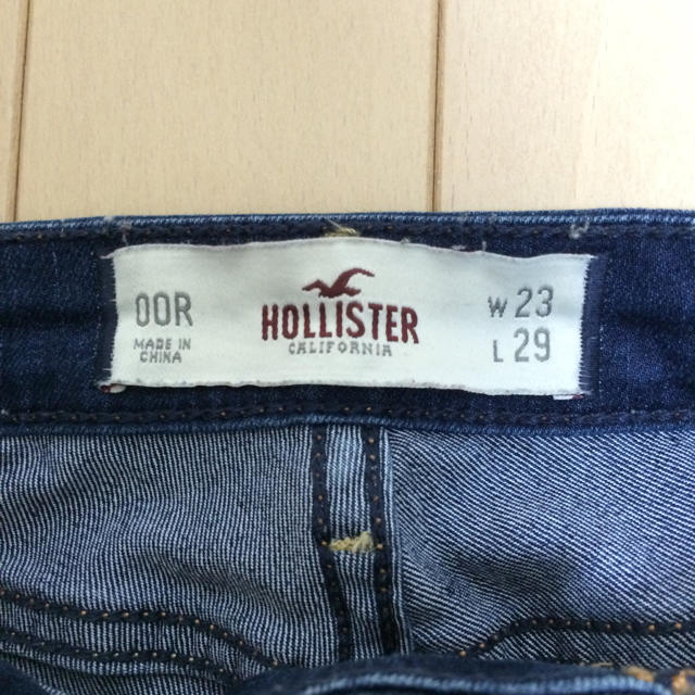 Hollister(ホリスター)のHOLLISTER スキニーデニム レディースのパンツ(デニム/ジーンズ)の商品写真