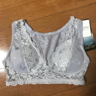 新品未使用　補正インナー　ノンワイヤーブラジャー(ブラ)