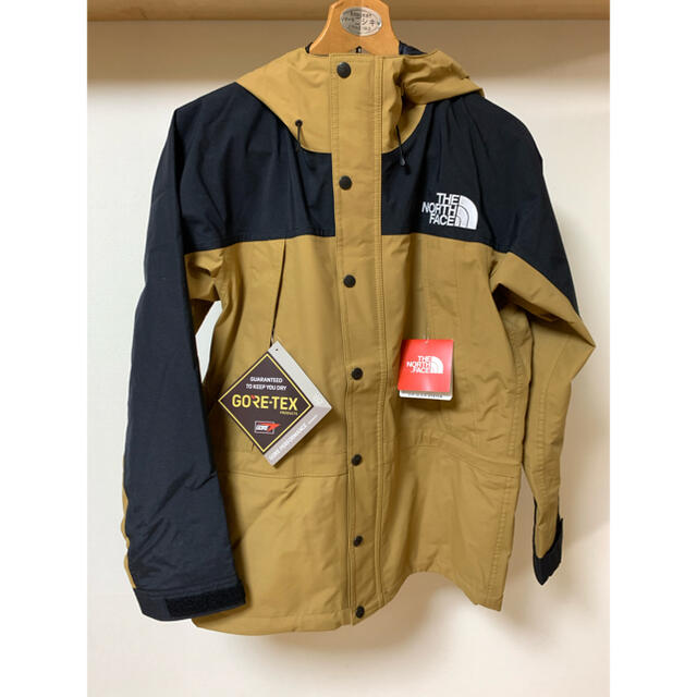 THE NORTH FACE(ザノースフェイス)のTHE NORTH FACE マウンテンライトジャケット S NP11834 メンズのジャケット/アウター(マウンテンパーカー)の商品写真