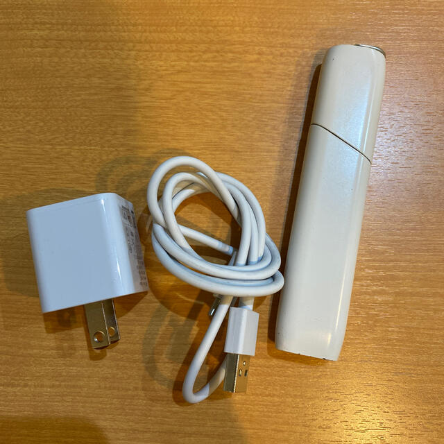 IQOS(アイコス)のiQOS3  メンズのファッション小物(タバコグッズ)の商品写真