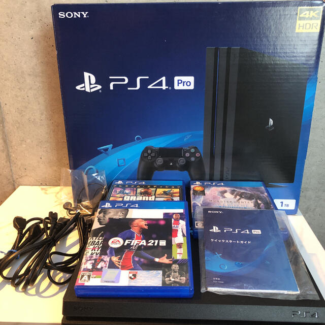 SONY PlayStation4 Pro 本体 CUH-7200BB01