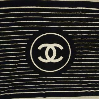 シャネル(CHANEL)のCHANEL シャネル 直営店購入品 ビーチタオル 美品！(その他)