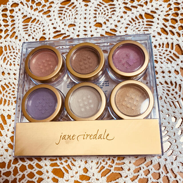 jane iredale(ジェーンアイルデール)のほぼ未使用品☆ ジェーンアイルデール 24Kゴールドマイン　パレット コスメ/美容のベースメイク/化粧品(アイシャドウ)の商品写真