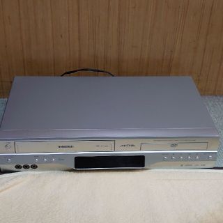 トウシバ(東芝)のVHS＆DVDプレーヤー 東芝　TOSHIBA　SD-V600(DVDプレーヤー)