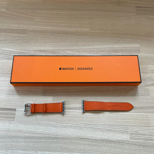 Apple Watch(アップルウォッチ)のApple Watch HERMES レザーベルト 44mm 42mm スマホ/家電/カメラのスマホ/家電/カメラ その他(その他)の商品写真