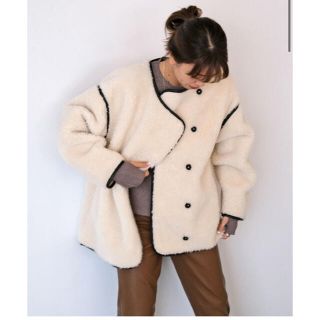 akte ボアミドルブルゾン エクリュの通販 by bbb's shop|ラクマ