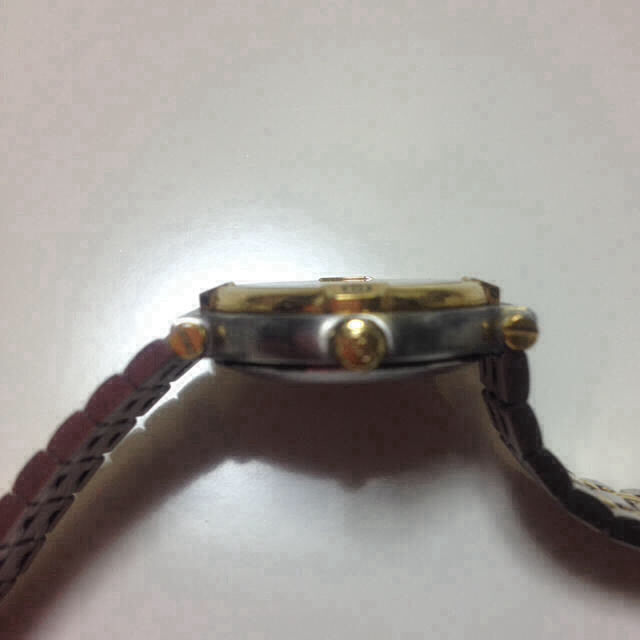 得価人気 Gucci - グッチ ゴールドフェイス時計✨の通販 by キャリー's shop|グッチならラクマ HOT即納