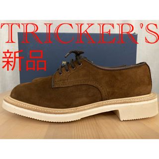 トリッカーズ(Trickers)の新品 トリッカーズ リバーススエード ダービーシューズ プレーントゥ ビブラム(ローファー/革靴)