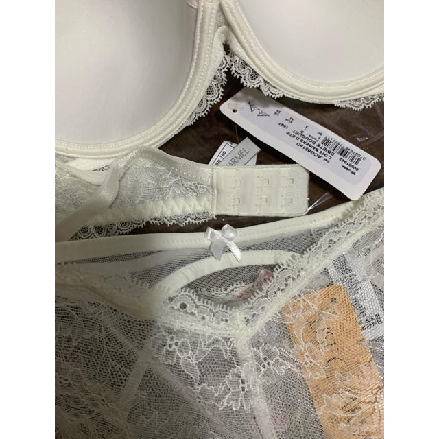 LA PERLA(ラペルラ)のLISE CHARMELリズシャメルBAISERS DE ETE 75D/3 レディースの下着/アンダーウェア(ブラ&ショーツセット)の商品写真