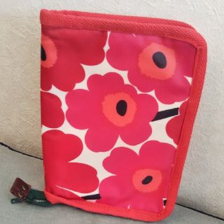 マリメッコ(marimekko)のマリメッコ   母子手帳ケース(母子手帳ケース)