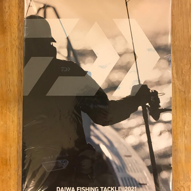 DAIWA(ダイワ)のダイワ　カタログ　2021  DAIWA FISHING TACKLE 2021 エンタメ/ホビーの本(趣味/スポーツ/実用)の商品写真