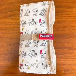 スヌーピー おむつ替えマットの通販 12点 Snoopyのキッズ ベビー マタニティを買うならラクマ スヌーピー おむつ替えマットの通販 12点 Snoopyのキッズ ベビー マタニティを買うならラクマ